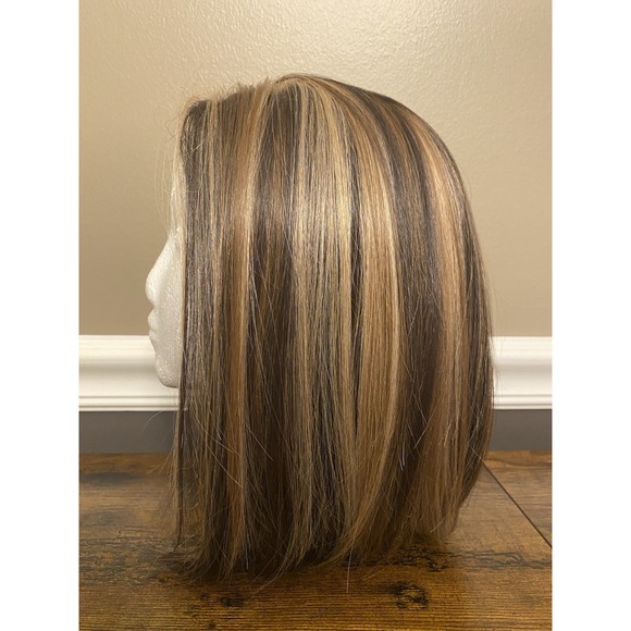 Short Straight Bob Synthetic Hair Wig Full Lace Front Brown Blonde Highlight 12" - Picture 2 of 8